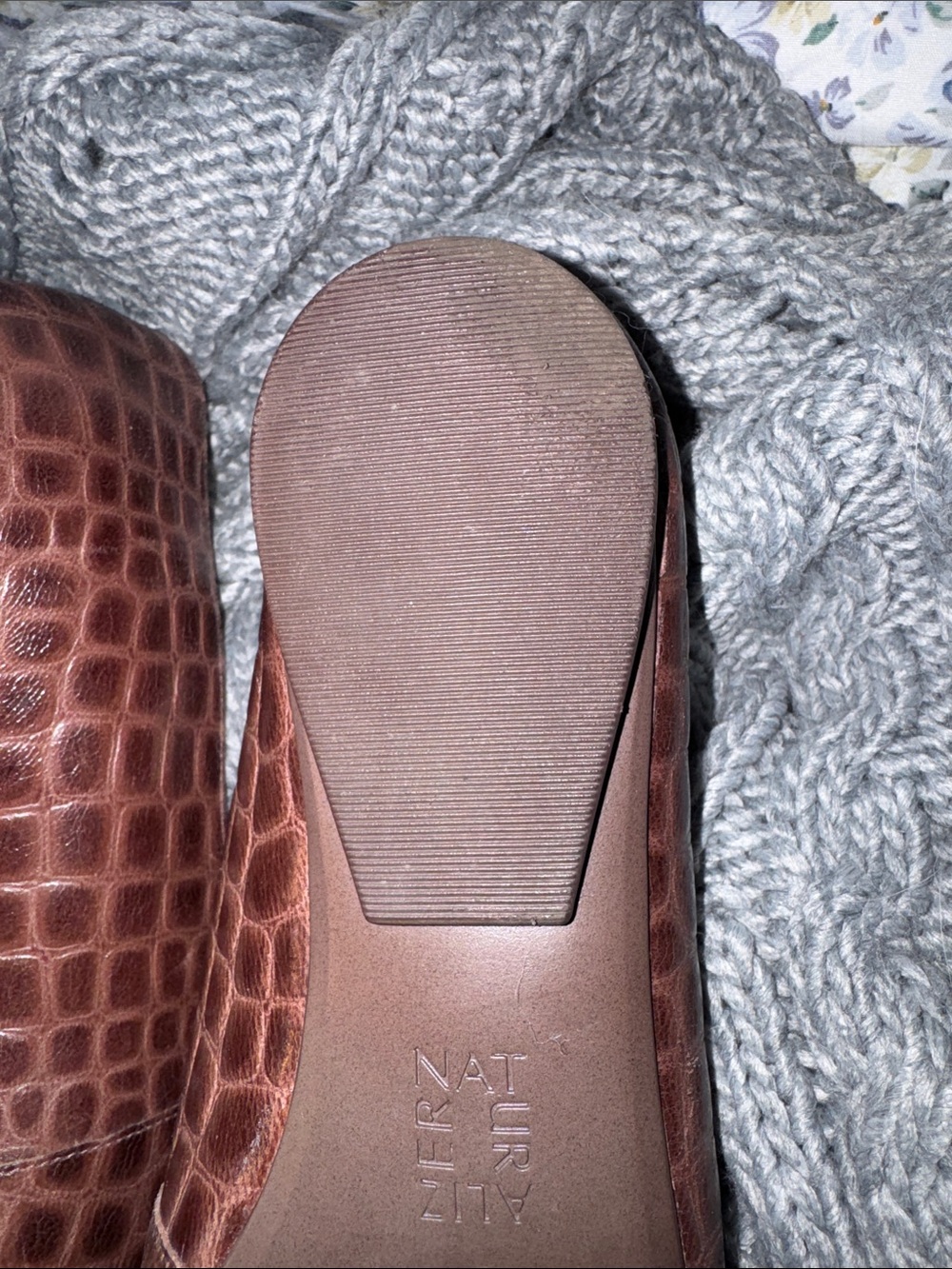 Naturalizer Brown Croc-Embossed Mary Jane Flats-like new - Picture 5 of 9